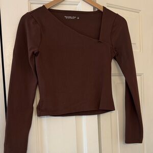 Abercrombie & Fitch Dark Brown Asymmetrical Long Sleeve Top